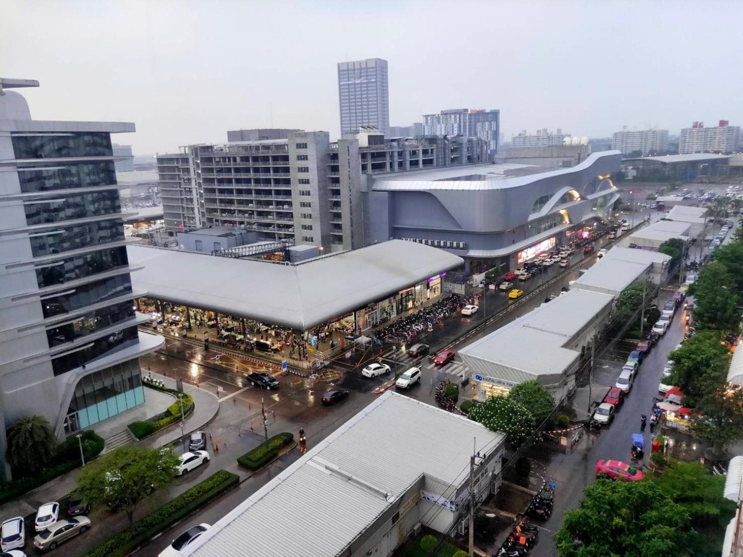 ป็อปปูล่าคอนโด เมืองทองธานี ใกล้ Impact 酒店 公寓 Bangkok Exteriör bild